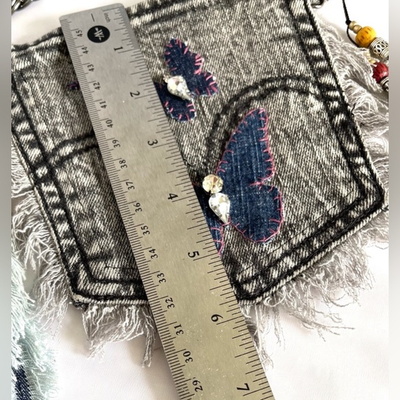Cross body bag-Upcycled Denim jean bag-strong, made from recycle Levi's jean - Picture 11 of 13